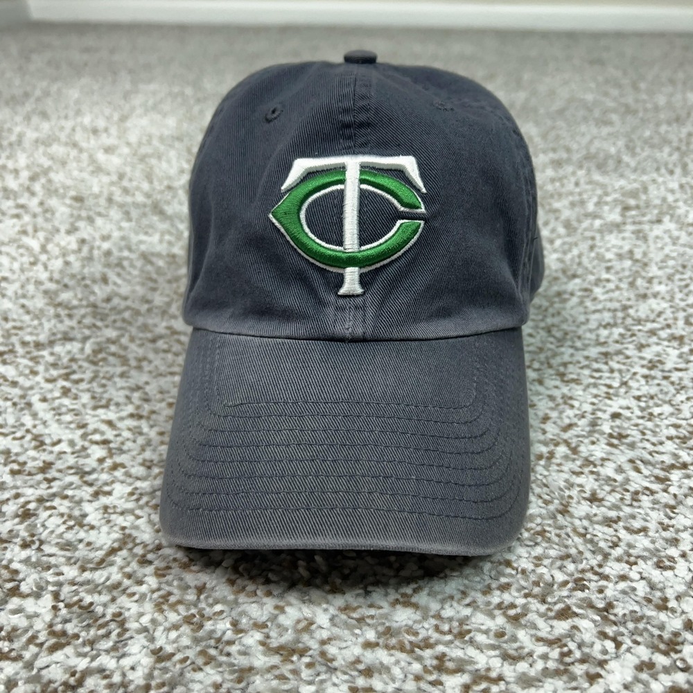 Minnesota‎ Twins Hat Cap Fitted Mens Gray MLB Baseball Twins Enterprise Shamrock